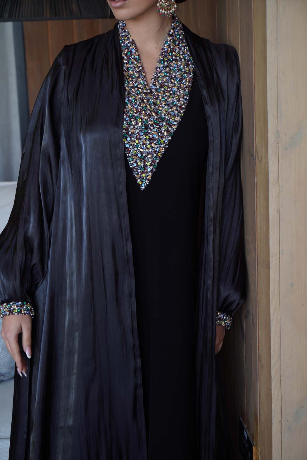 The Black Abaya – A Timeless Icon of Elegance