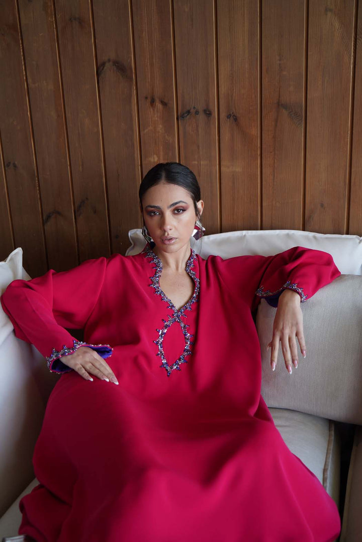 Elegant Fuchsia Jalabiya with Shimmering Collar and Sleeve Embroidery