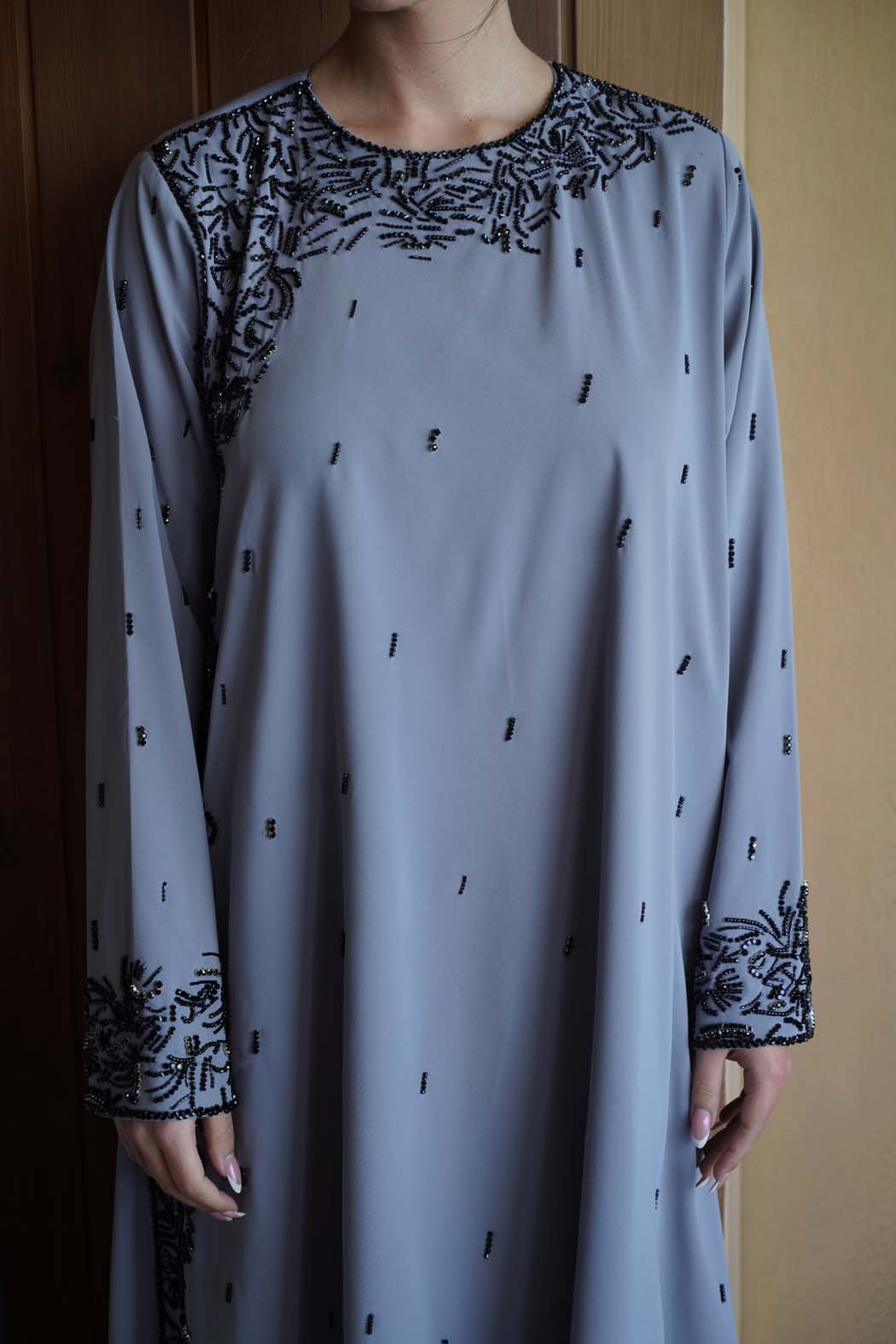 Elegant Grey Jalabiya with Luxurious Black Embroidery