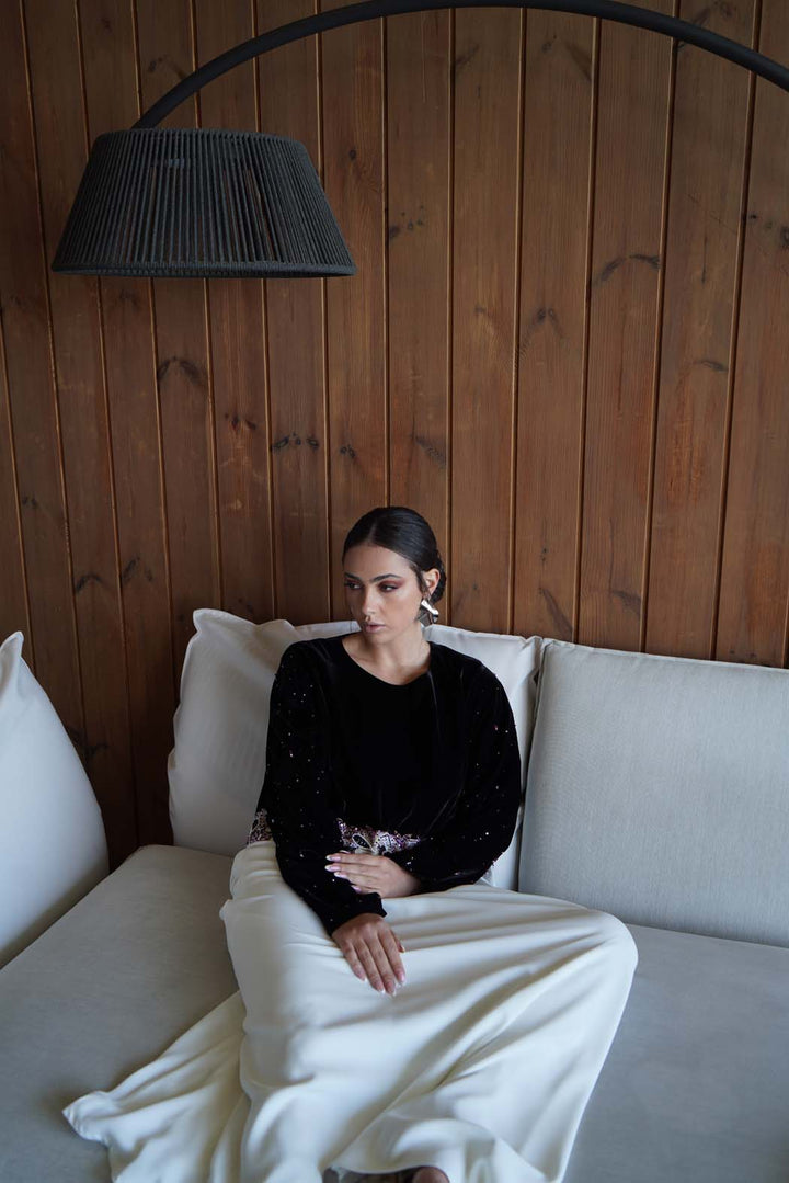 Elegant Two-Tone Velvet & White Embroidered Jalabiya
