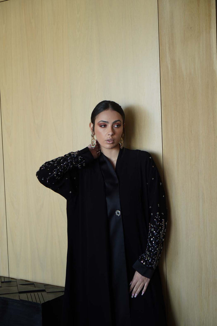 "Night Glow" Abaya: Luxurious Black Satin with Shimmering Sequin Sleeves